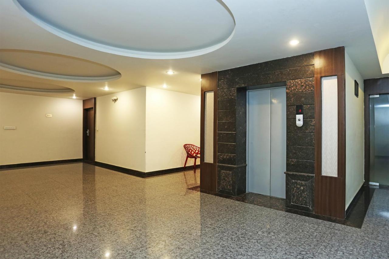 Capital O 3600 Hotel Royal Windsor Kāthgodām Exterior foto